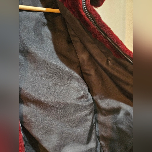 Scarlet Sheared Beaver Fur Jacket - Picture 4 of 6